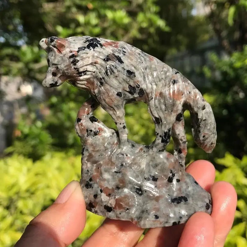 Famlix  Yooperlite Stone Wolf Hand-Carved