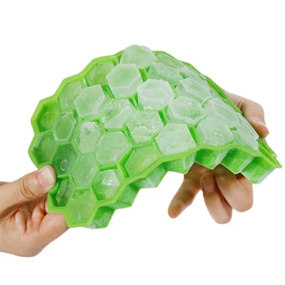 ❄️ ChillCraftr™: The Ultimate Reusable Honeycomb Ice Mold with Removable Lids! ❄️ BPA FREE